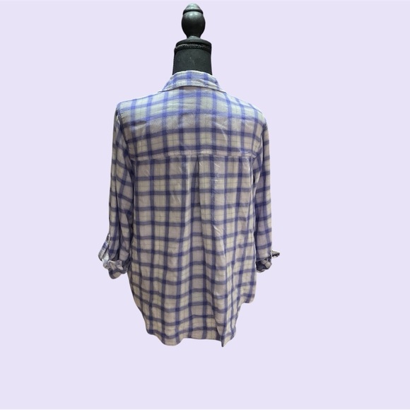 PURPLE & WHITE CHECKERED SHIRT BY TIME & TRU SEE DESCRIPTION - Picture 2 of 3